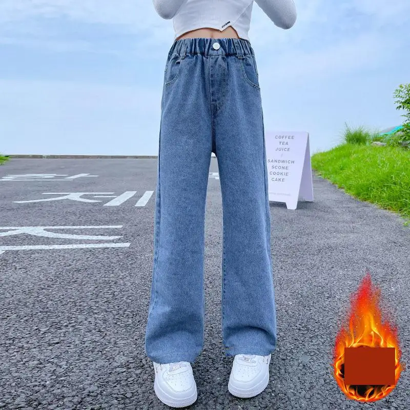 2026 نمط فضفاض غير رسمي للمراهقات جينز سميك للخريف والشتاء مستقيم واسع الساق من قماش الدنيم بنطلون جينز دافئ للأطفال