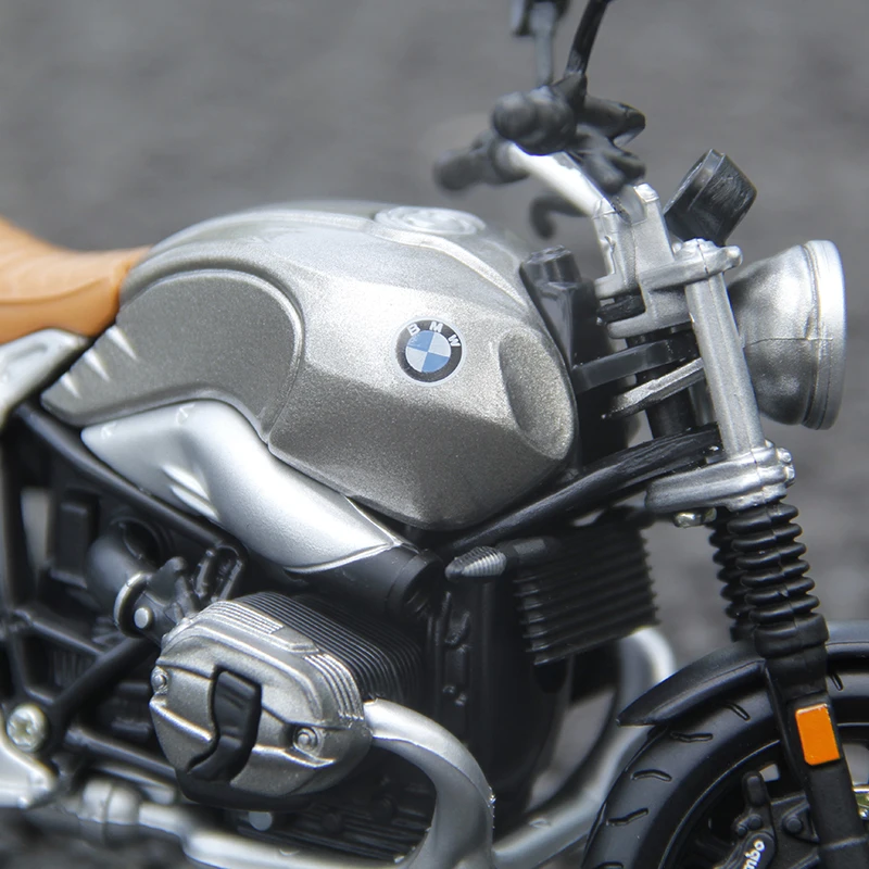Maisto 1:12 BMW R nineT Scermber オートバイモデル静的ダイキャスト