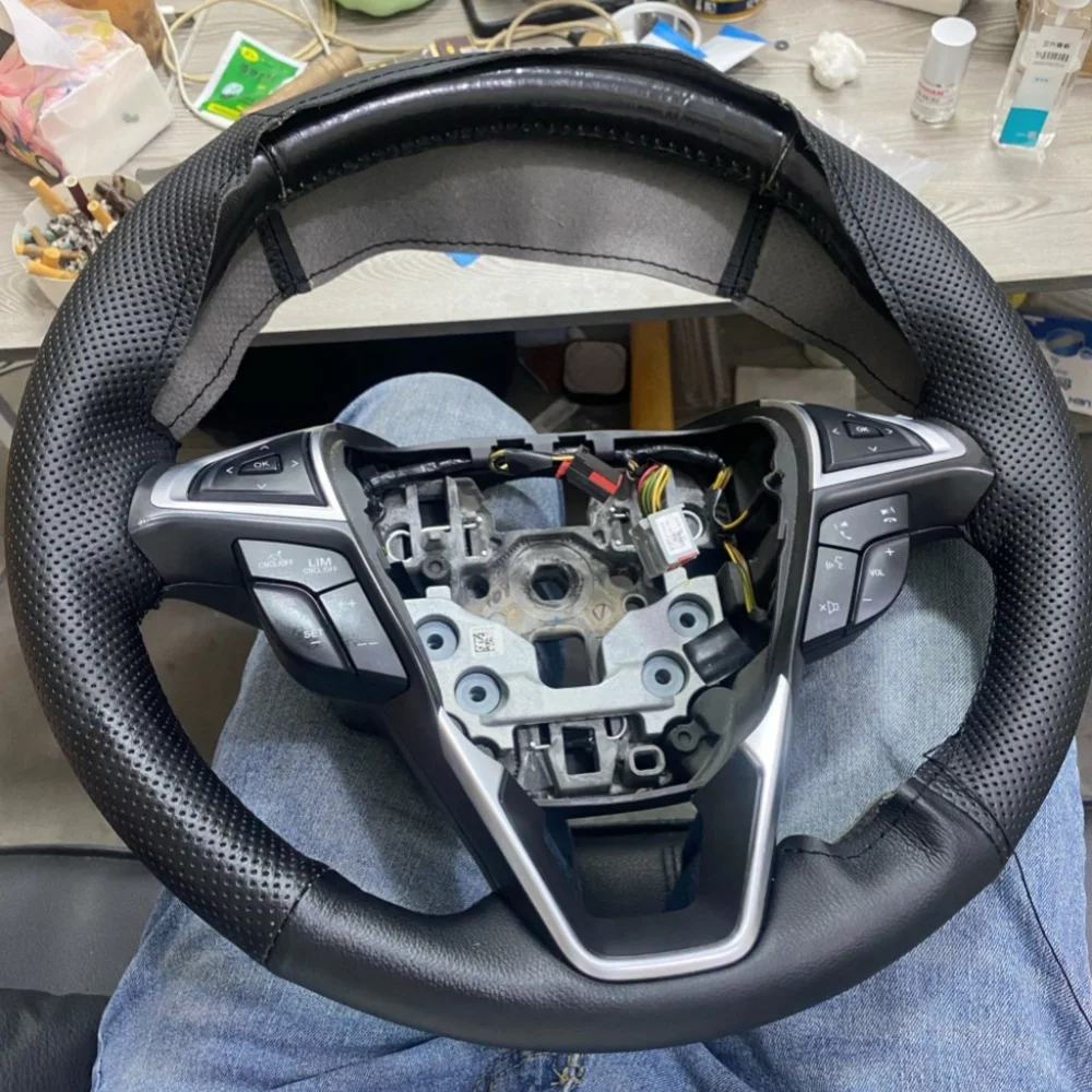 Handgenähte Kunstleder-Lenkradabdeckung für Ford Mondeo Fusion S-Max 2013-2019 EDGE Galaxy 2015-2019 Autozubehör.