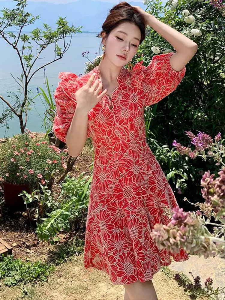 빈티지 프랑스 여성 우아한 홀리데이 블루 자수 미니 원피스, 레드 플라워, 브이넥 프릴 엣지, 짧은 원피스 인기, 여름 트렌드