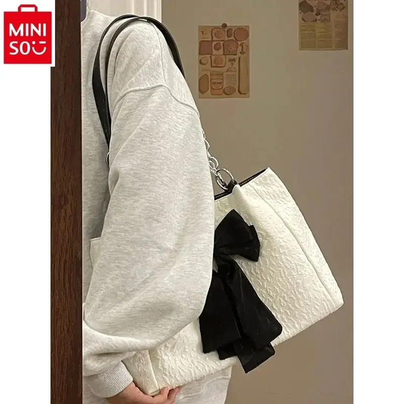 MINISO Disney Escape Princess Fashion Women's Bow Sweet Versatile Large Capacity High Quality Storage Shoulder Bag