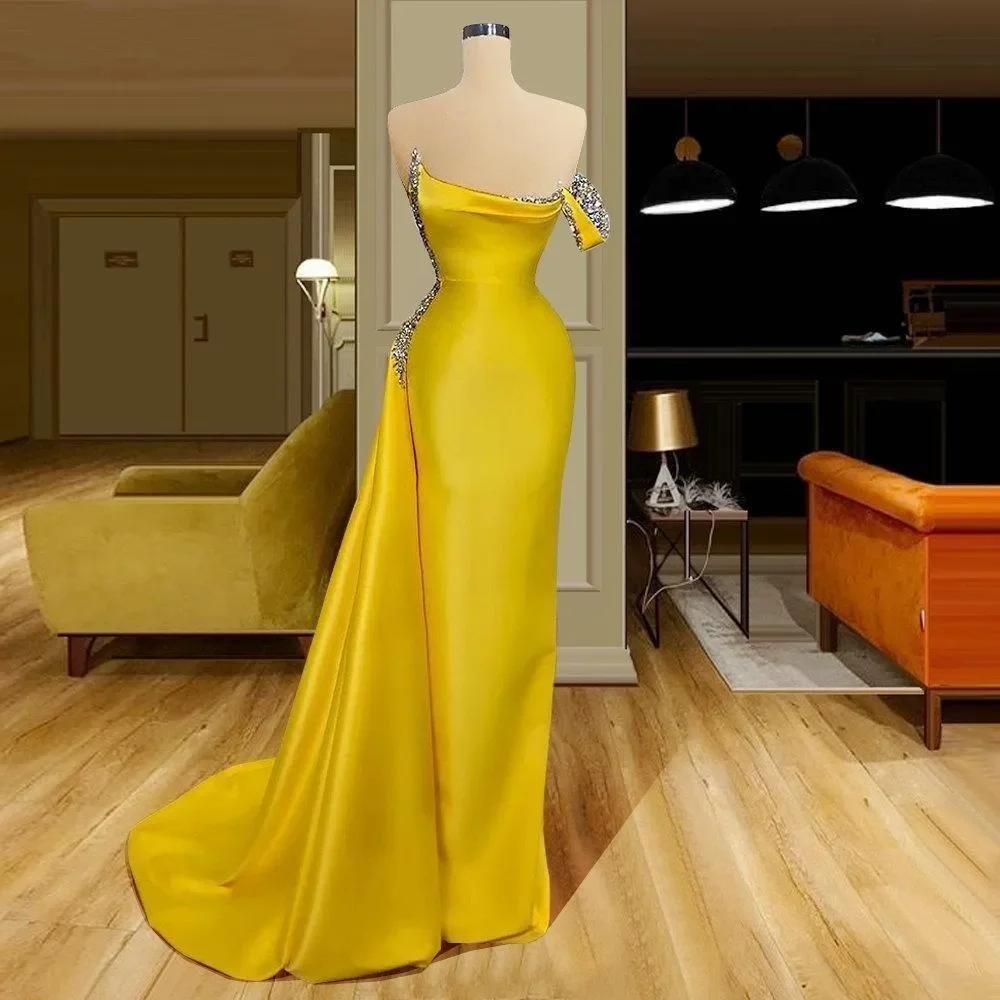 

Bright Yellow Mermaid Prom Dresses Sequins Strapless One Shoulder Satin Sweep Train Party Dress Robe Formal Dresses For Women