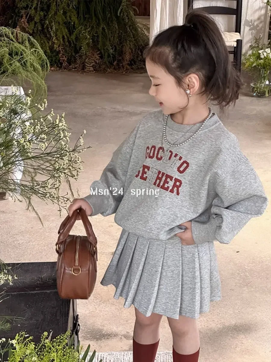 Two-piece spring and autumn hoodie set for girls Letter print hoodie + hoodie pleated skirt girl clothes kids clothes Se9631fa7f2864fe1b1f9f92de209b09eu