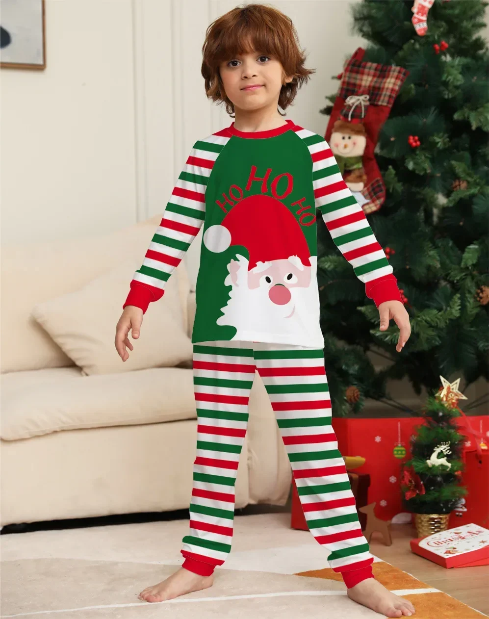 thumbnail image 5 of Conjunto de pijamas navideños familiares con estampado de rayas de dibujos animados 2024, ropa de dormir suave y linda nueva, conjuntos de ropa a juego para adultos y niños, pijamas con aspecto navide, 5 of 5