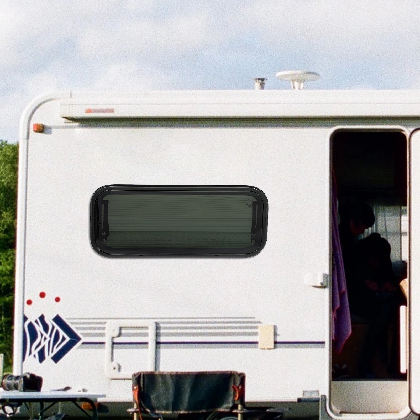 700 x 300 mm RV-Schiebefenster aus gehärtetem Glas, abgerundete Ecken/rechtwinklige Wohnwagen-Camper-Fenster mit Sichtschutzfenster-Sonnenschutz – Detail 10