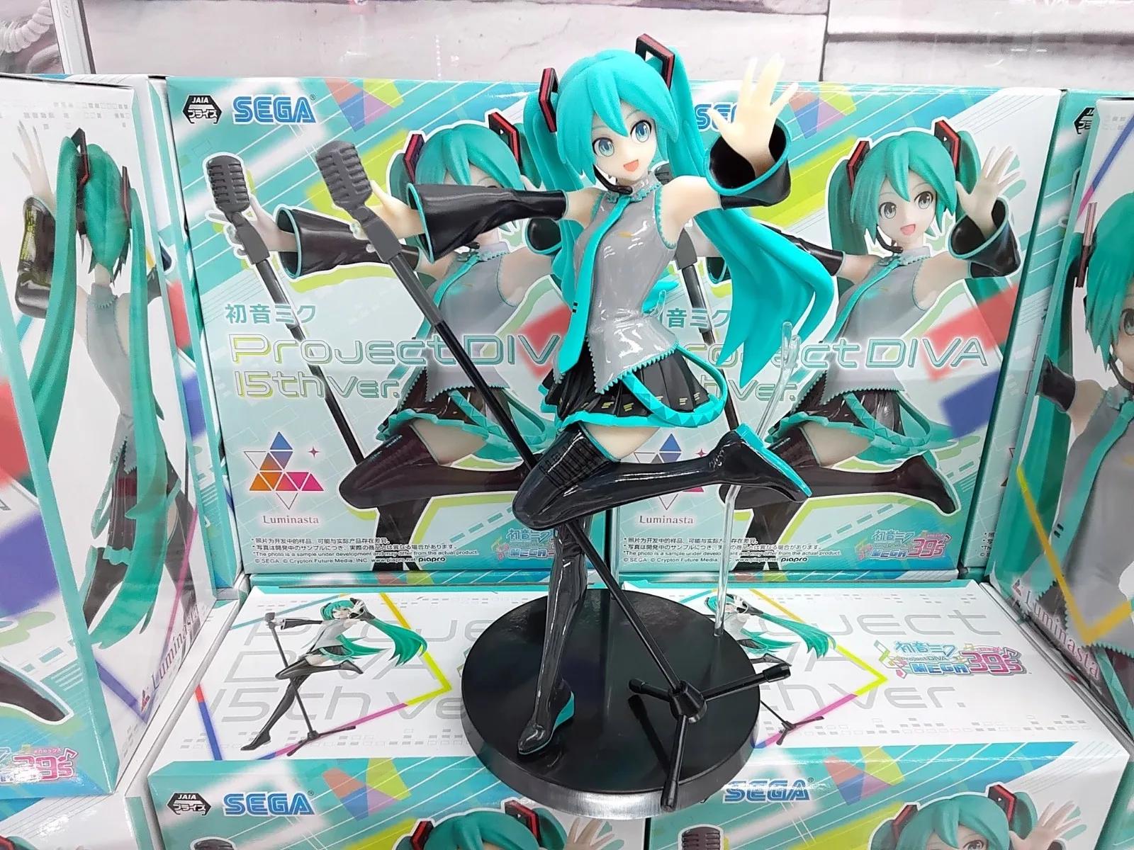初音ミクProjectDIVA MEGA39's Luminasta×32 Amazon.com: SEGA-Luminasta Hatsune Miku Project Diva