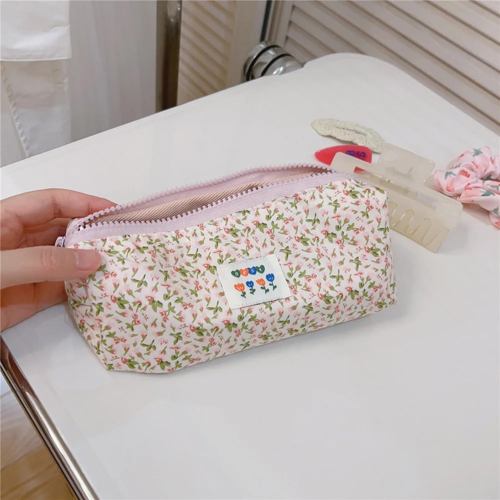 1 Piece Lovely Floral Pencil Pouch Retro European Style Flower Pencil Case  High Capacity Canvas Stationery Storage Bag Student