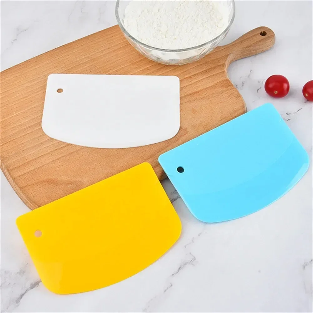 Dough Scraper Spatula Easy To Store Silicone Material Cake Cream Baked Bread Household Smooth Edge Spatula Baking Pastry Tools cream spatula silicone spatula dough scraper cake scraper silicone scraper cake spatula kitchen spatula silicone cookware