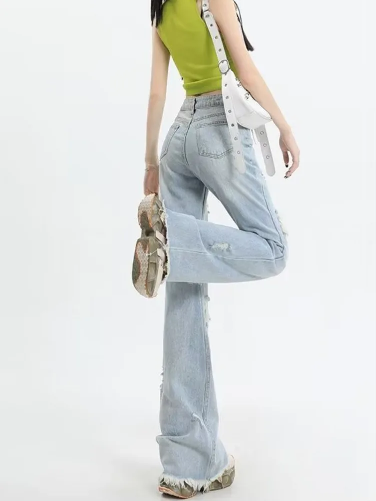 Рисунок 6 - Женские джинсы с искусственными краями