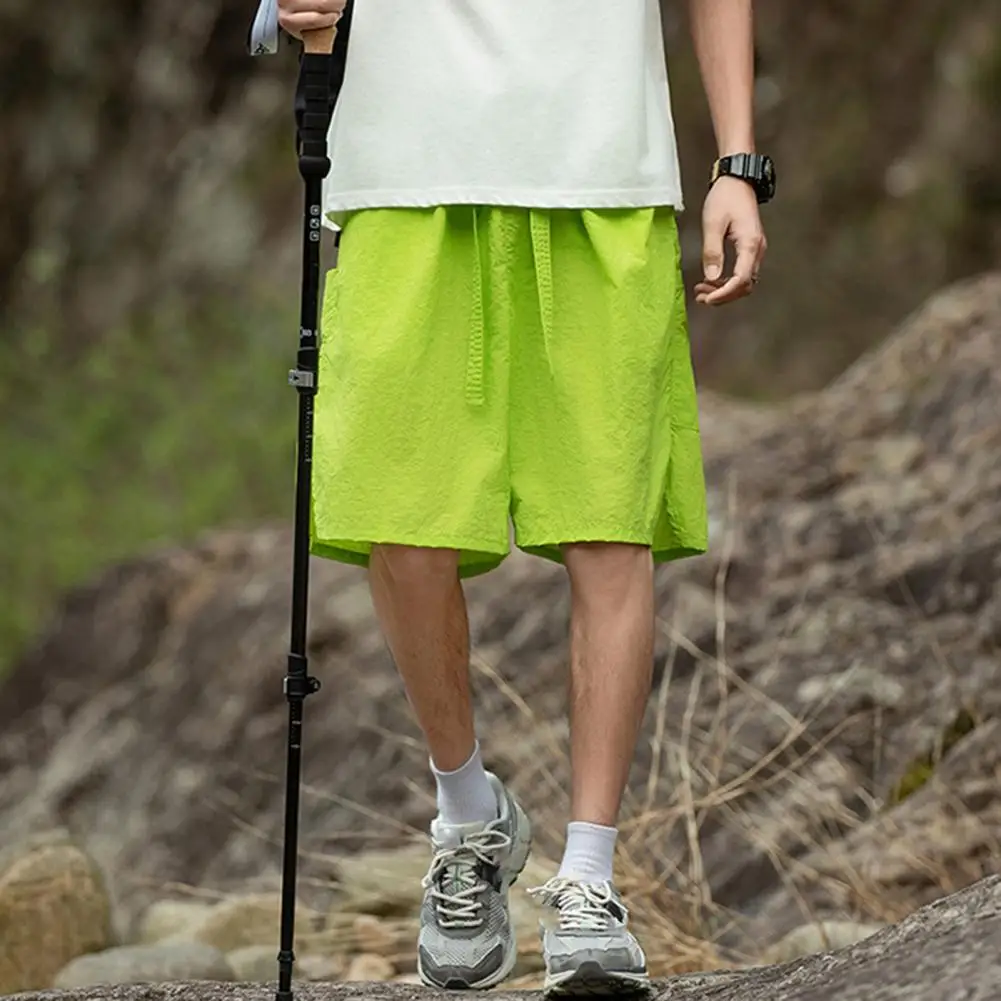

Quick-dry Athletic Shorts Quick-drying Beach Cargo Shorts Men's Solid Color Wide Leg Sport Shorts with Pockets for Casual
