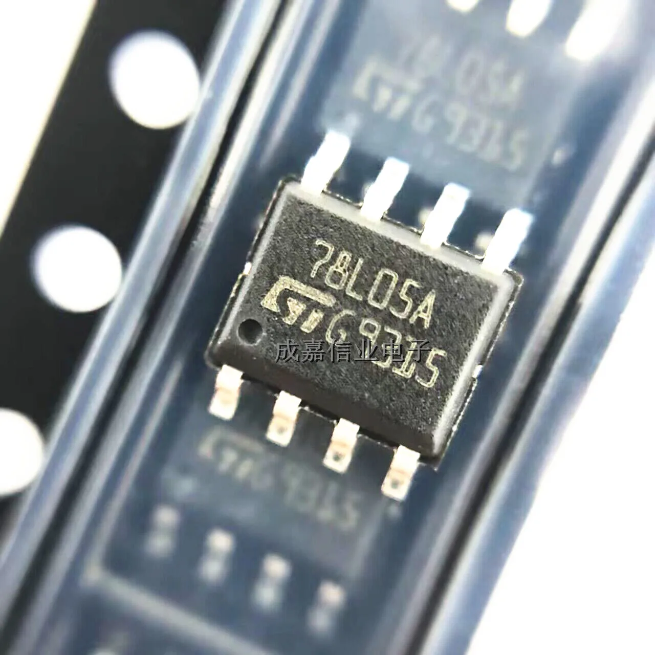 Рисунок 3 - L78L05ACD13TR SOP-8 маркировка;