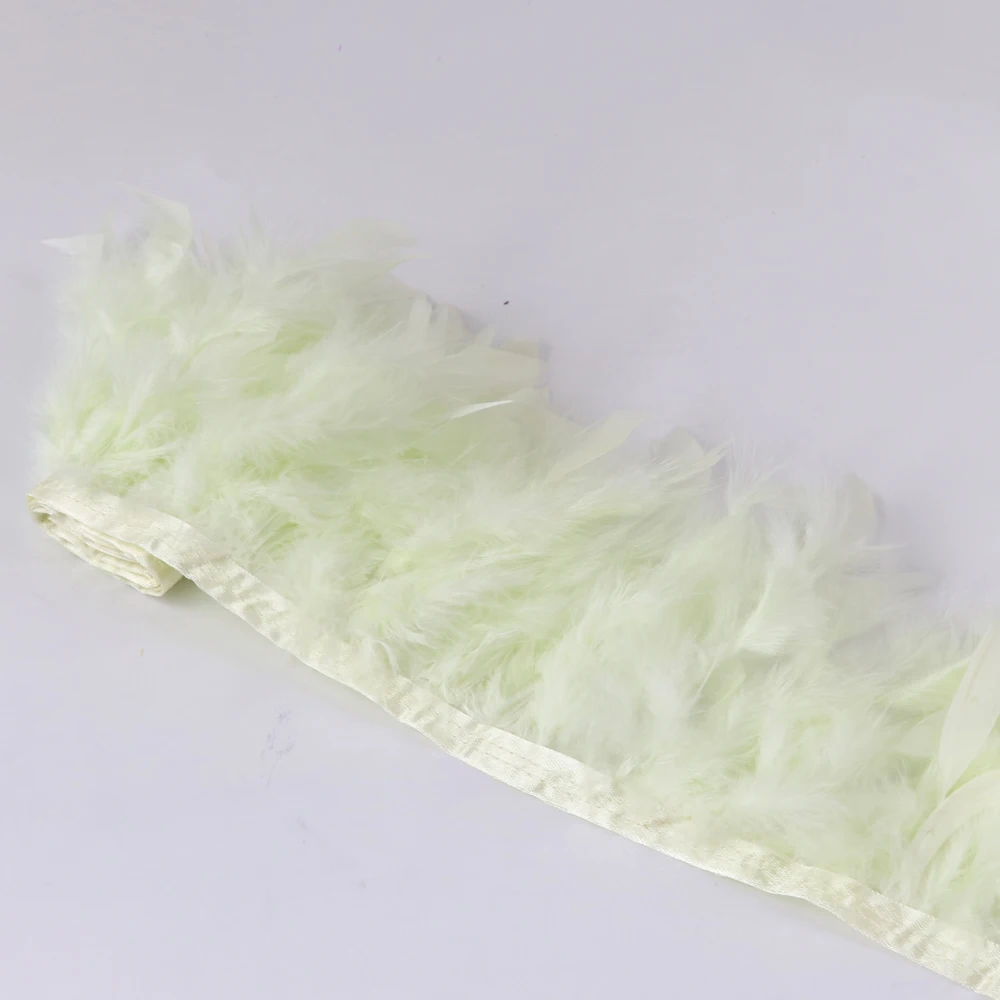 thumbnail image 1 of Flecos de plumas de pavo de color rosa de cuero de 1 metro con adornos de plumas de marabú reales para decoración de lámparas de plumas para fiestas de bodas, 1 of 5