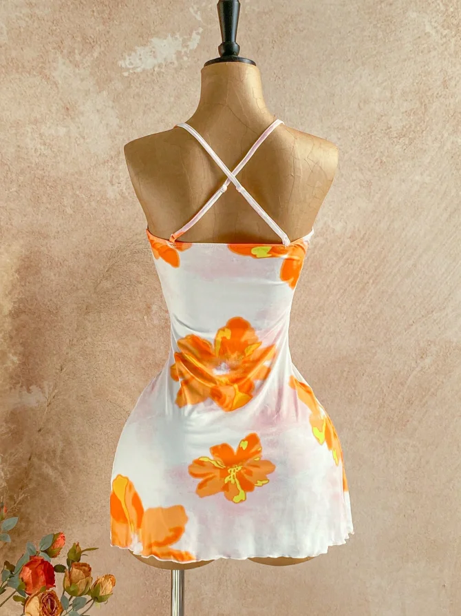 Robe mini moulante pour femme, col licou, imprimé floral, fronces latérales, ourlet à volants, style Y2K, été 2026, plage tropicale, soirée, sortie