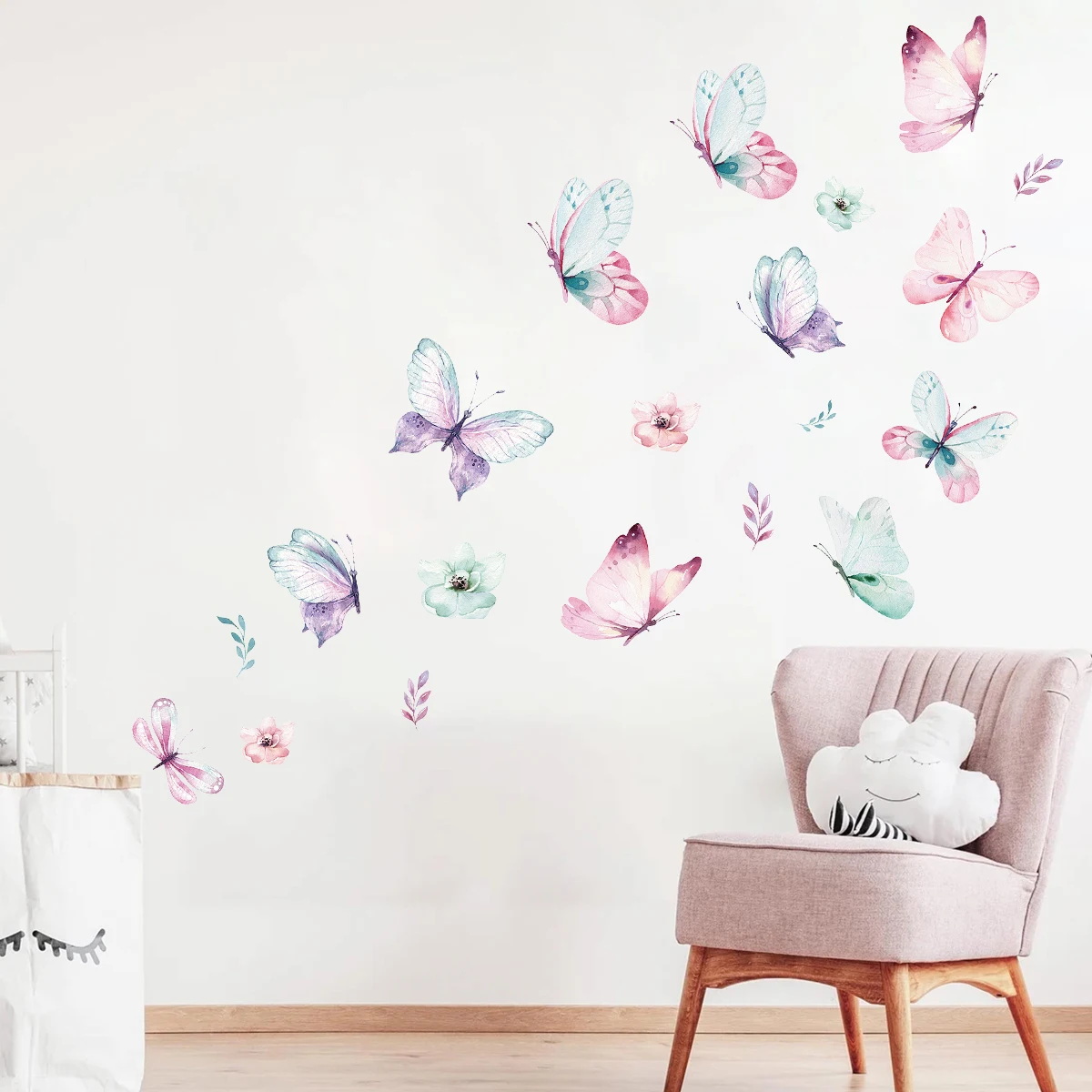 Wall Stickers Watercolor Flying Butterflies Pattern for Kids Room Decoration Baby Nursery Room 17pcs