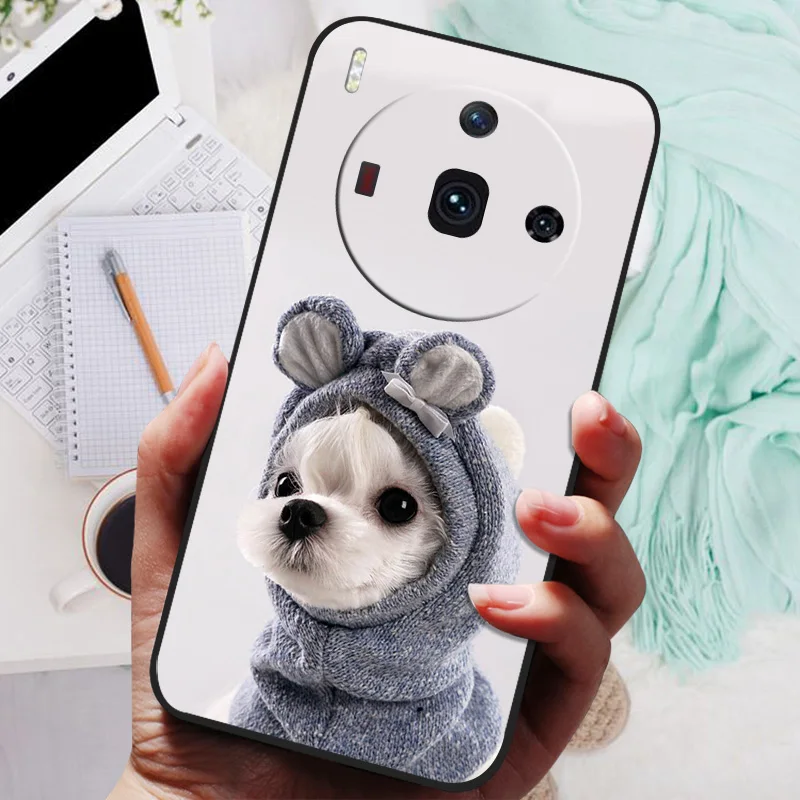 Enhance your device protection with this premium silicone shockproof phone case featuring a soft yet durable cover for superior defense and style.