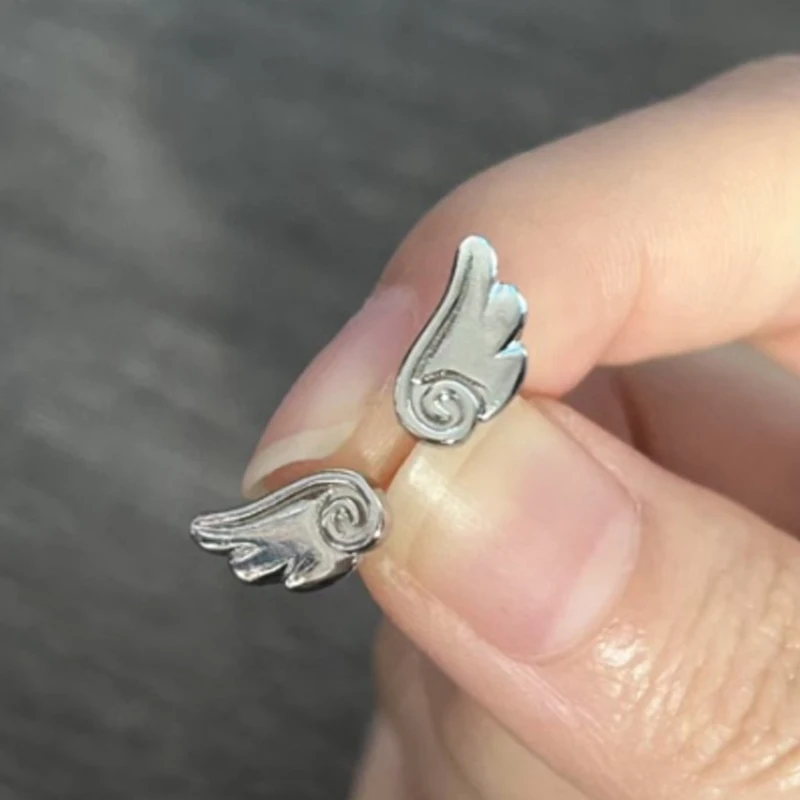 Y2K Wings Earrings Vintage Frosted Angel Ear Stud for Women Fashion Creativity Wings Earrings Korean Jewelry Accessories Gifts 4