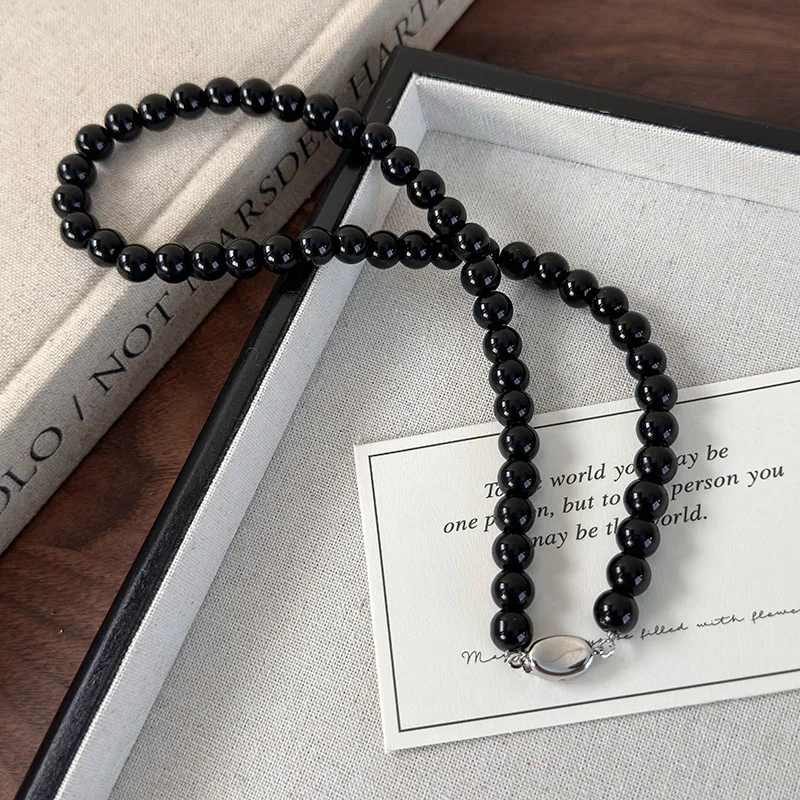 Minar Simple Necklace - Styling 2