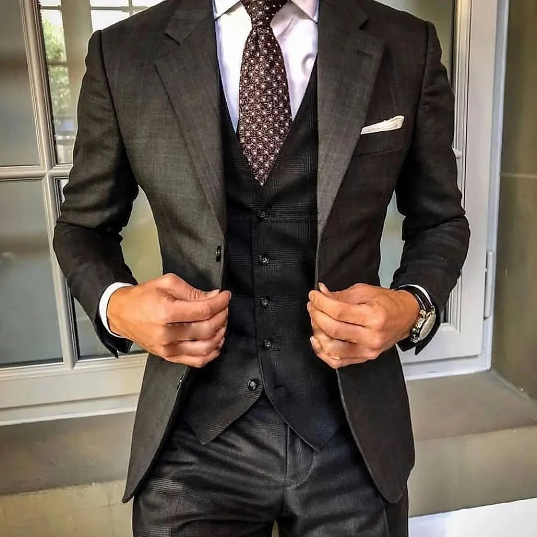 

Design Men Suits Notched Collar Slim Fit Suit Buttons Blazer Pants For Wedding Formal Buttons Business Causal Party
