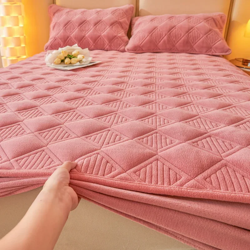 WinterWarmPlushMattressProtectorCoverCoupleDoubleBedThick