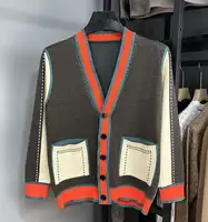 Cardigan à col en V pour hommes, manteau de pull de collision de documents d'épissage, vêtements exquis, marque de luxe, mode japonaise, automne et hiver 6