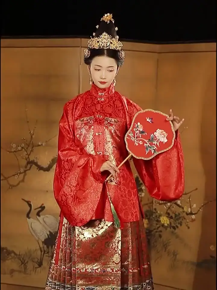 Стандартные топы Hanfu с золотым темным узором Феникса династии Мин + юбка