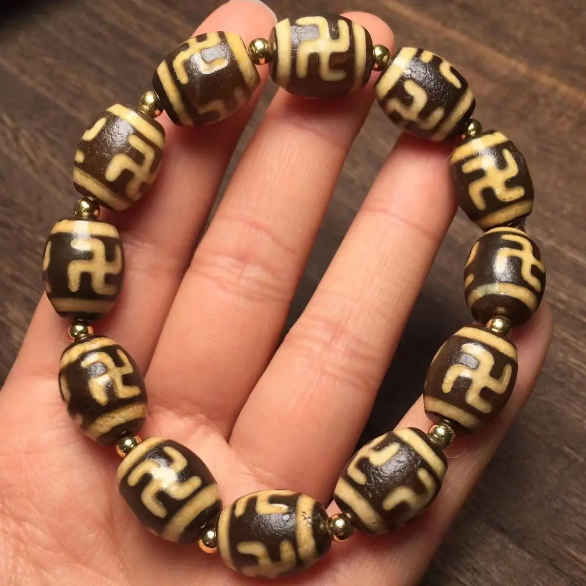 

Chinese thousand words day beads bracelet Tibetan accessories men and women's literary games with beads hand string