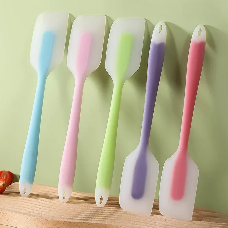Silicone Cake Scraper Non-Stick Cake Cream Spatula Kitchen Cooking Pastry Scraper Mold Brush Tool Baking Accessories