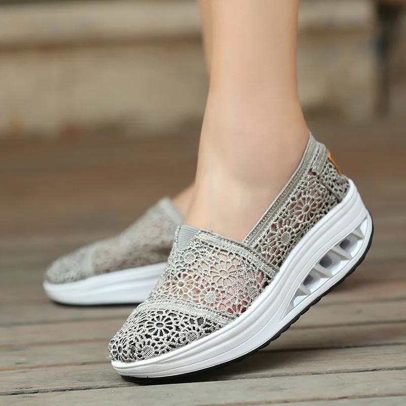 Summer Breathable Women Shoes Platform Shoes Fashion Sneakers Woman Vulcanize Shoes New Low-cut Non-slip Fretwork Ladies Female