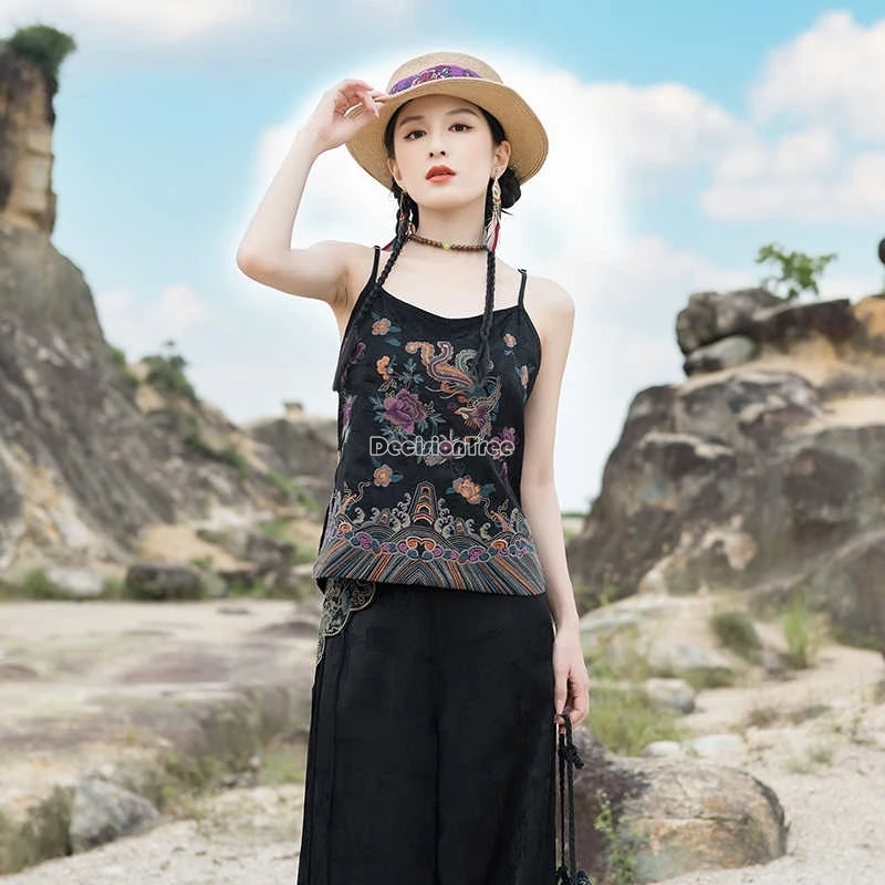chinese ethnic style women loose style new retro suspenders embroidery flower sleeveless base daily short vest top t001