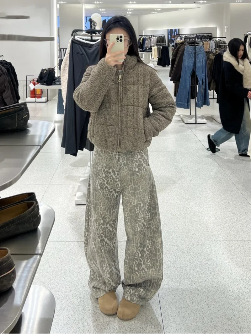 ETJ 2025 Winter new women's fresh and elegant white turtleneck knitted thick cotton jacket warm bread jacket 6318229