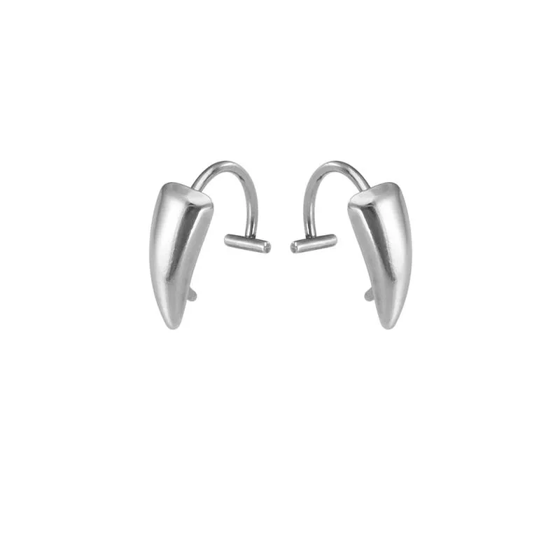 Silver Gothic Lip Accessory – Sharp Stainless Steel Teeth Design, Non-Piercing
