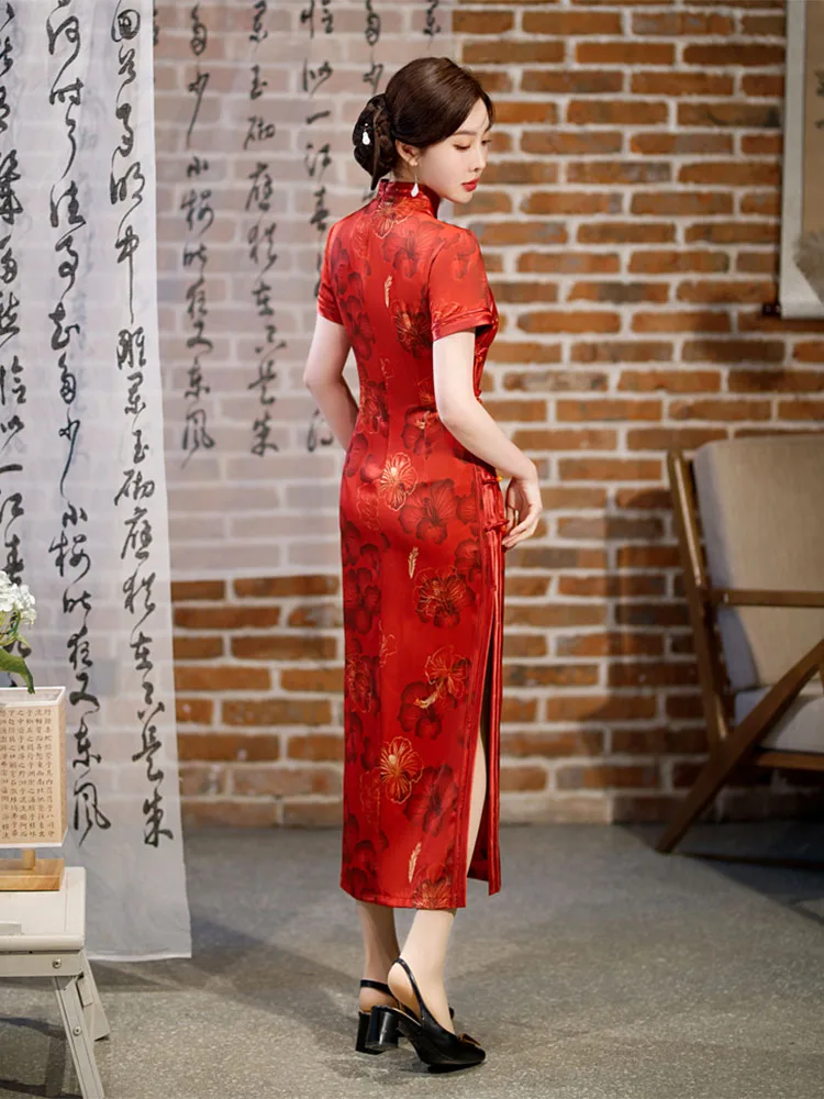

Yourqipao Summer Silk Long Red Cheongsam Catwalk Banquet Retro Fashion Qipao Chinese Style Evening Wedding Dress for Women Party