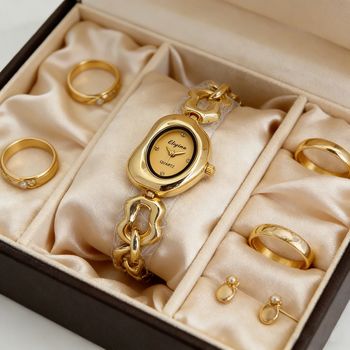 Chic Oval Dial Women's Watch with Chain Bracelet - Simple, Versatile, and Elegant