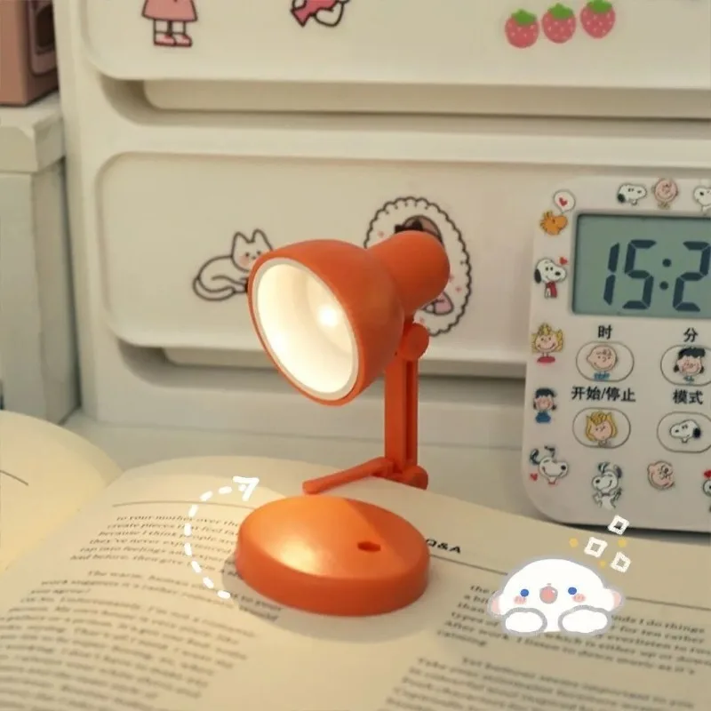 창의적인 미니 LED 접이식 책상 램프 휴대용 자석식 따뜻한 눈 보호 독서등 소형 여행용 야간 조명 가정 사무실용