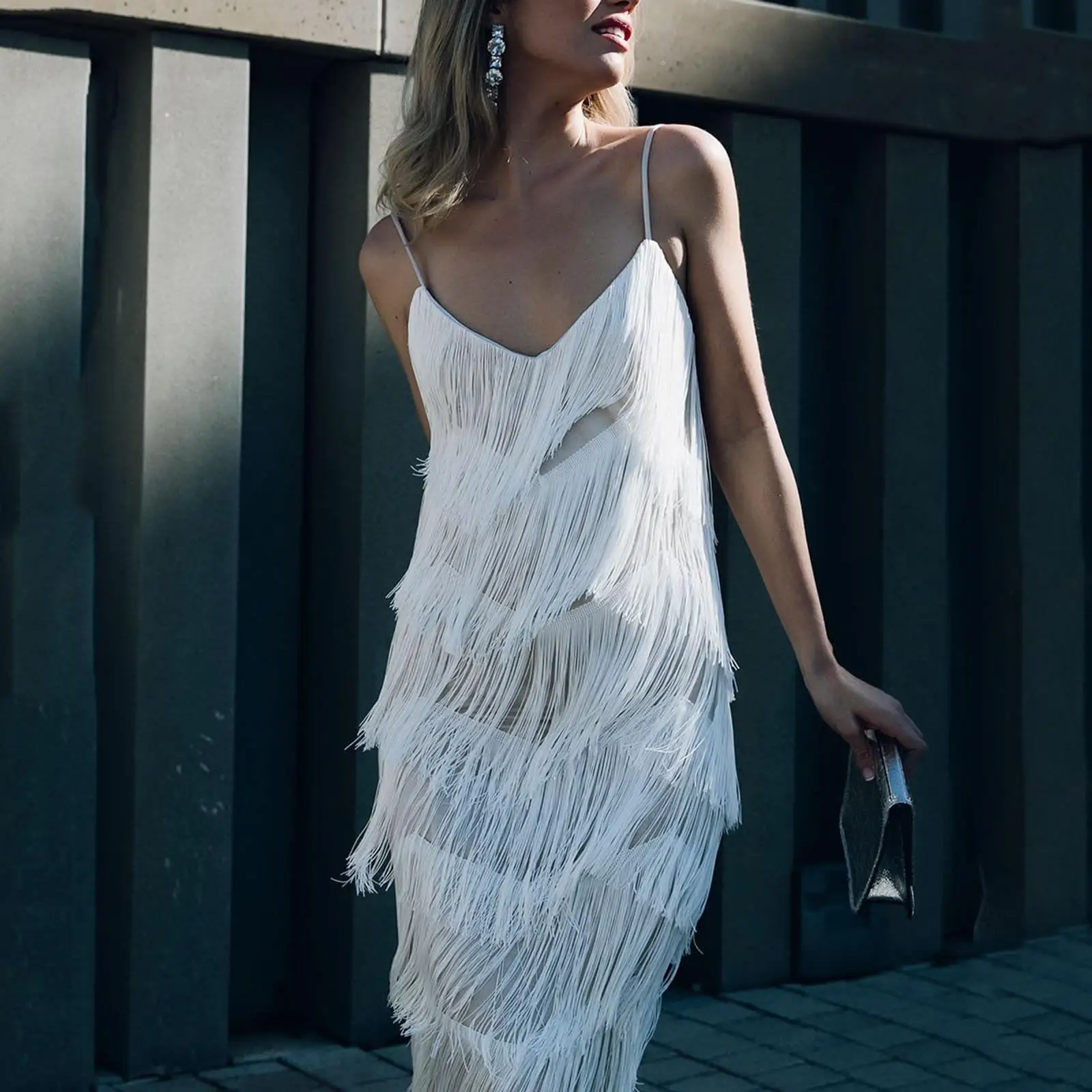 

Zoctuo Tassel Dress Women White Sexy Backless V-Neck Robe 2023 New Fashion Spaghetti Strap Long Prom Dresses Club Evening Party