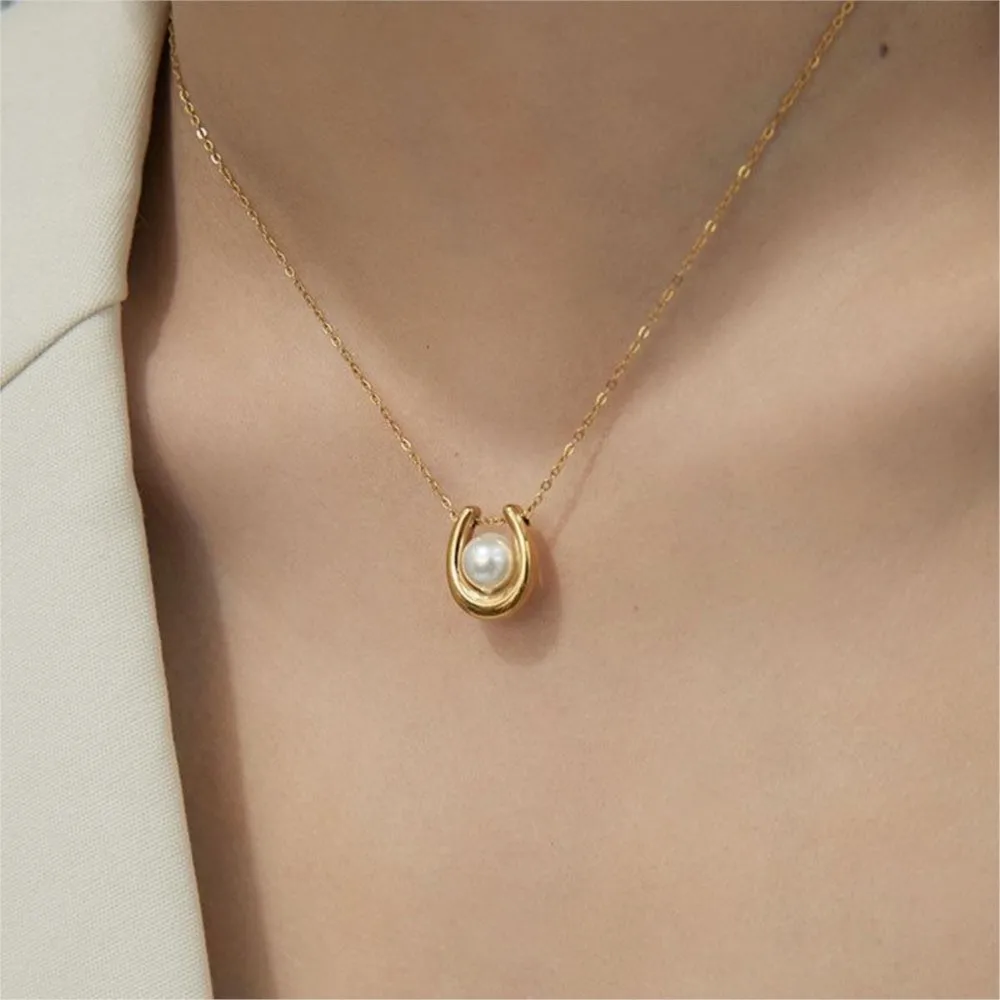 Titanium Steel Retro Fashion U Shape Faux Pearl Pendant Necklace for Women Trendy  Clavicle Chain Jewelry Gifts