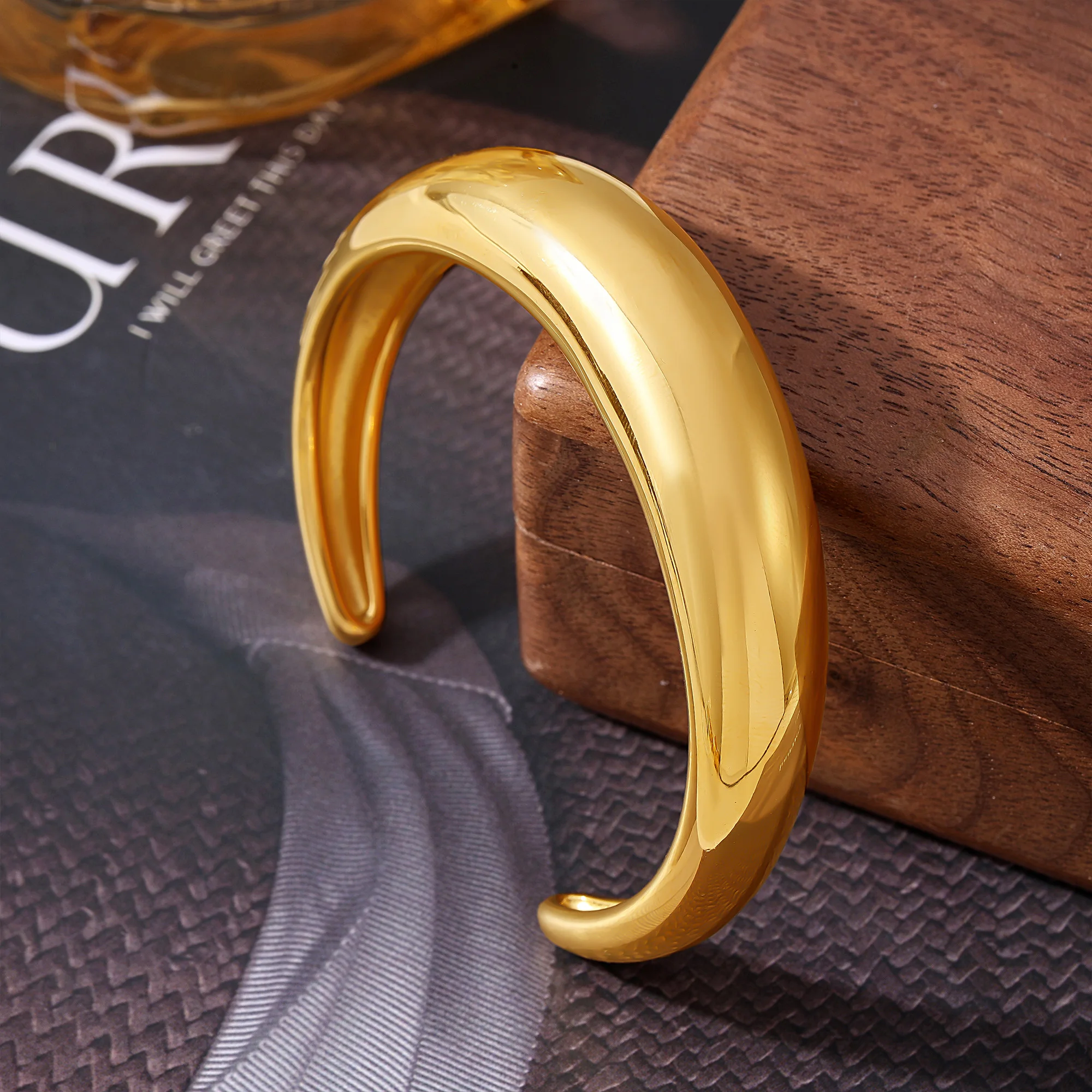 Minimalist C Shape Cuff Bracelet Bangles For Women 18K Gold Plated Smooth Glossy Stainless Steel Women's Bracelets Bangle 5