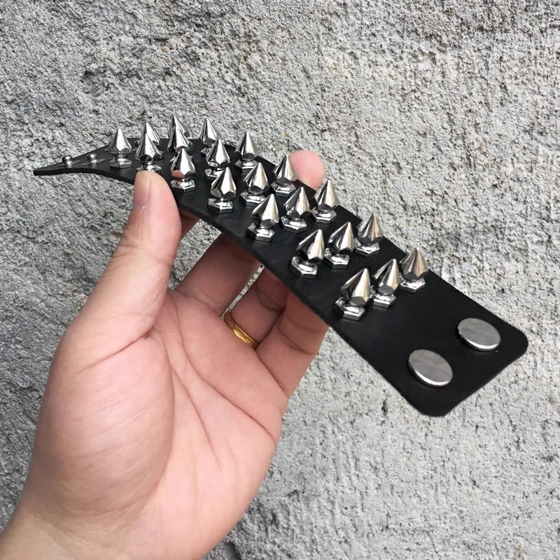 Retro Punk Wide Pu Leather Bracelets with Metal Spike Studded  Adjustable Spike Rivets Cuff Bangle Hip-hop Fashion Accessories