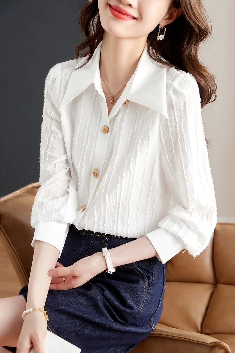 2023 Shirt Women's Spring and Autumn Style Design Feeling Small and Fashionable Foreigner Shirt Long sleeved Top Laydown