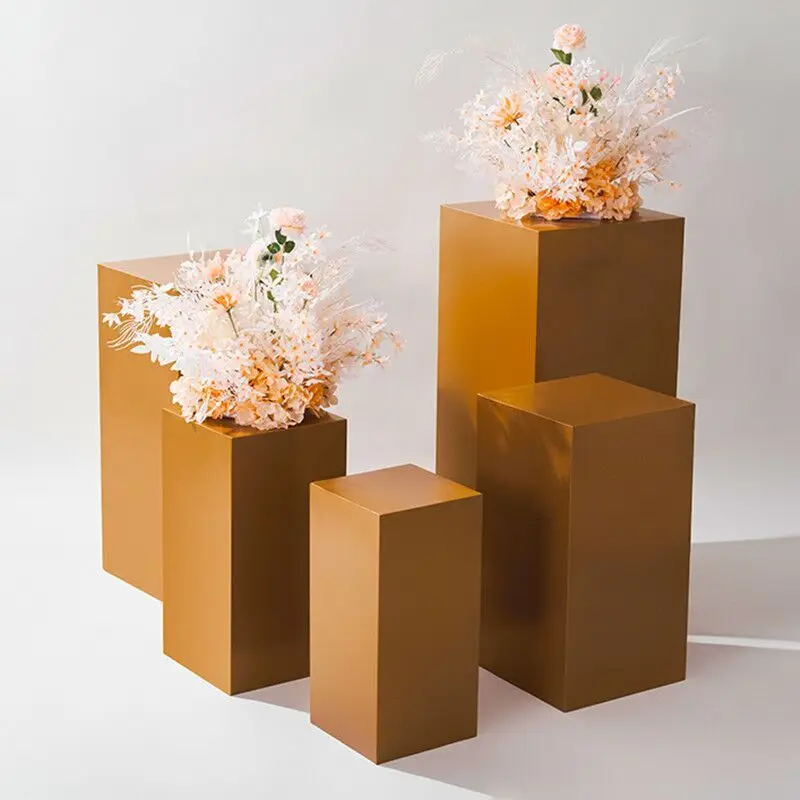 

Luxury Party Decor Cube Cylinder Pedestal Display Iron White Gold Cake Rack Plinths Pillars for Wedding DIY Decorations Holiday