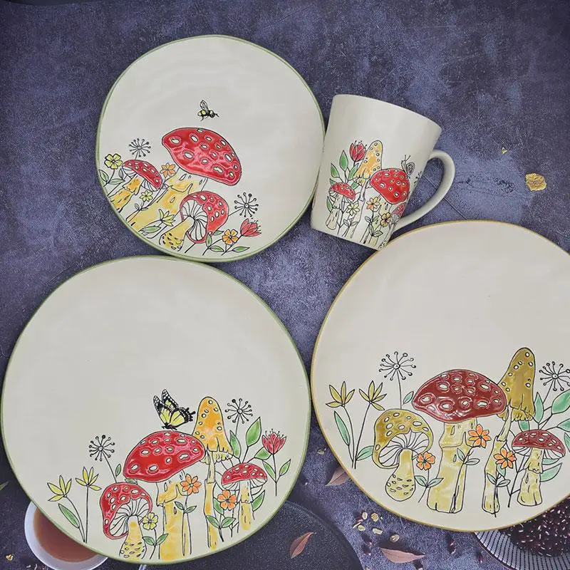 Creative hand-painted ceramic plate, vegetable board, household tableware, steak board, round plate, European glass fruit plate
