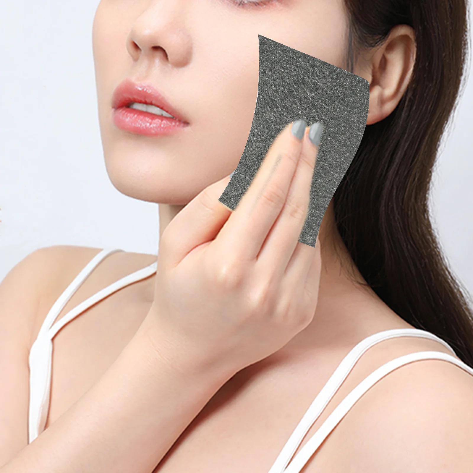 2Sets Bamboo Charcoal Oil Control Paper Facial Oil Absorbing Sheets Light Fragrance Portable Blotting Tissue for Oily