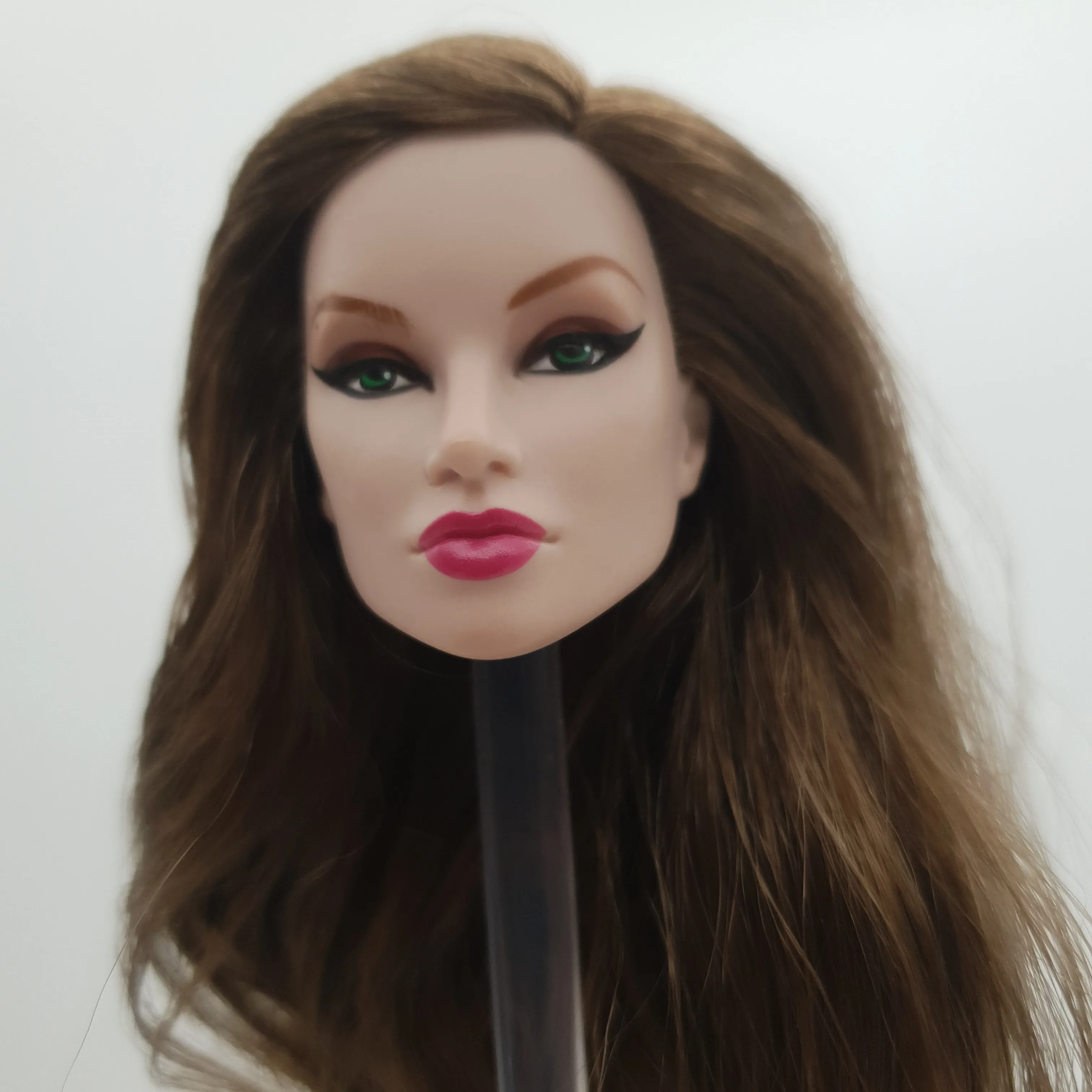 

Fashion Royalty Color Infusion Tatyana Alexandrova Brown Hair Reroot Integrity 1/6 FR Doll Head
