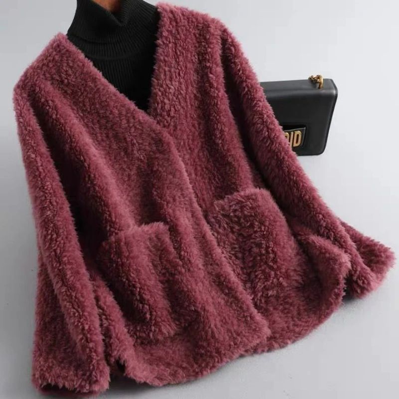 

Winter Female Thicke Warm Coat Women Natural Fur Middle-Aged Ladies Fleece Jacket Loose Outerwear Clothes G689