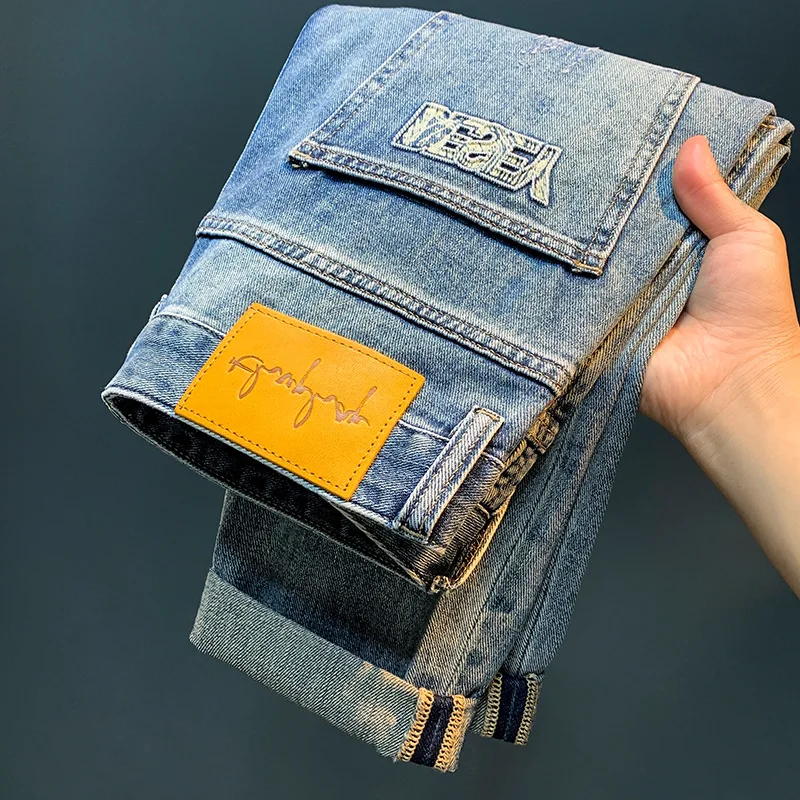 Рисунок 2 - Летние укороченные джинсы 2024