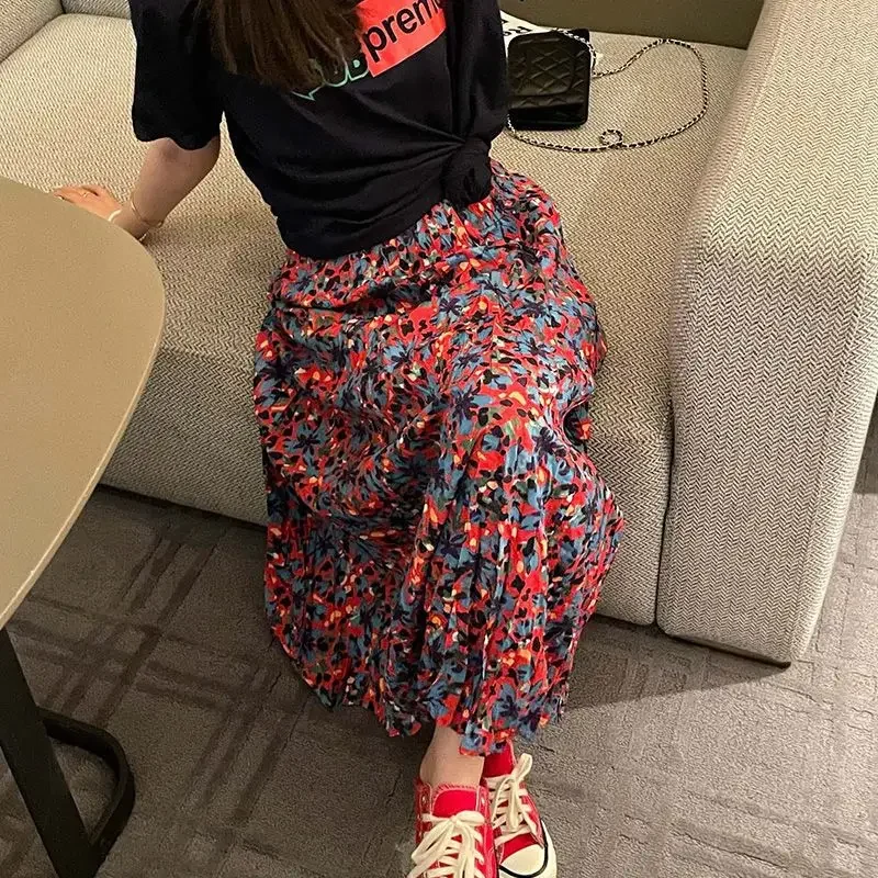 

2023 Spring Summer New Korean Style Floral Pleated Skirt Women Bohemia Slim Versatile Design Elastic Waist Skirt Women