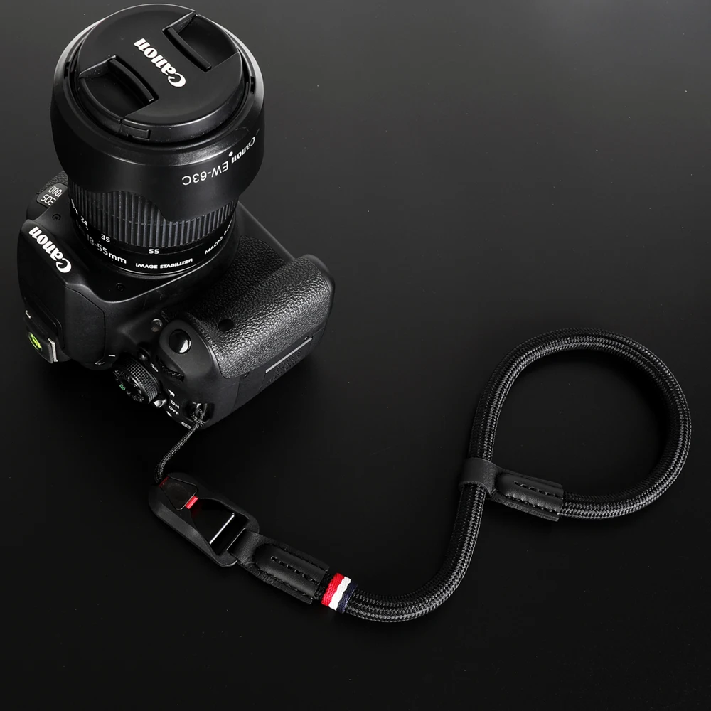 キヤノン　Canon EOS 7D MarkⅡ ピンバッジ　メモ