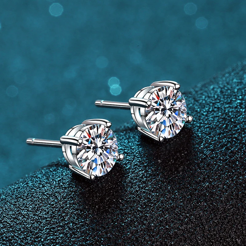 

Queenme Moissanite Stud Earring For Women Four Claw Classic 925 Sterling Silver Lab Diamond Earring Engagement Gift Fine Jewelry