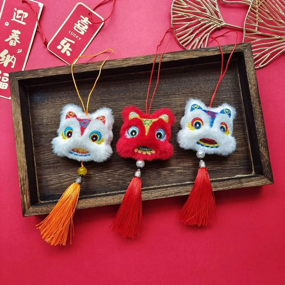 Chinese Style Lion Dance Tassels Pendant Lucky Cartoon 2025 New Year Zodiac Red Traditional Snake Mascot Plushies