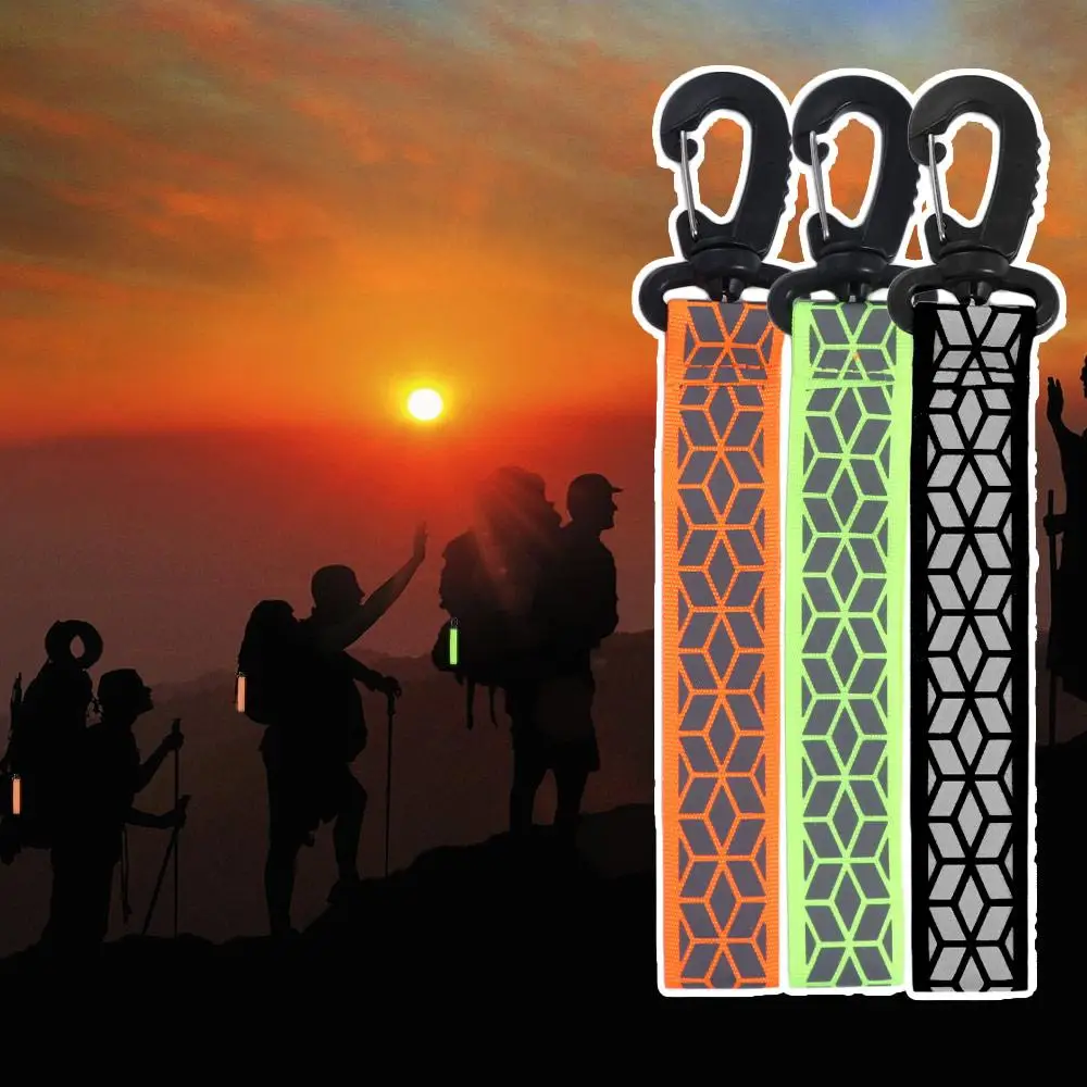 Reflective Effect Safety Reflector Pendant Lightweight Bright Colors Reflective Backpack Pendant Night-time Powerful reflective backpack pendant